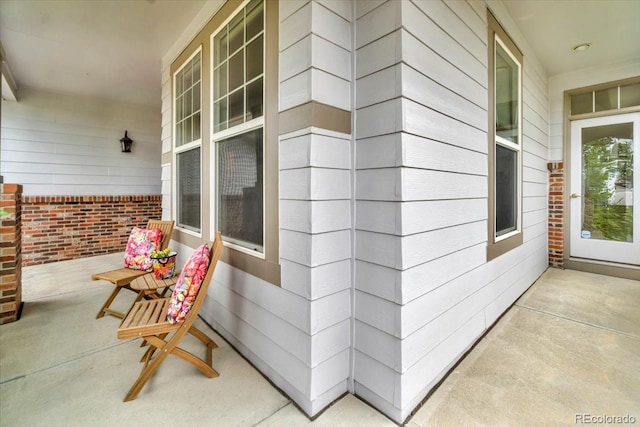 10683 Amesbury Way, Highlands Ranch, CO 80126 - view of covered porch