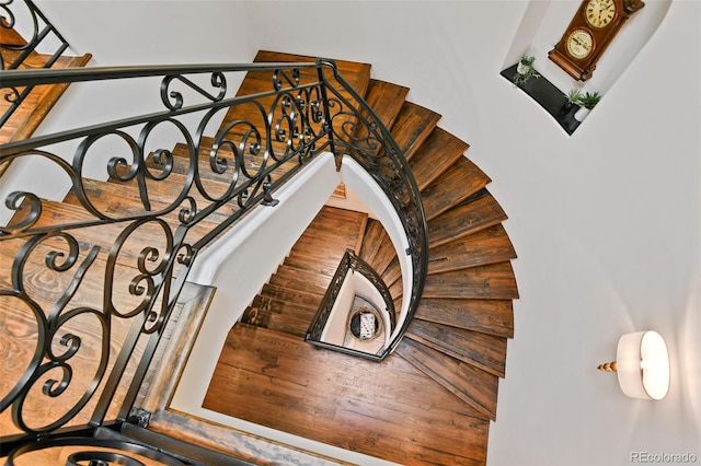 458 Adams St, Denver, CO 80206 - view of staircase