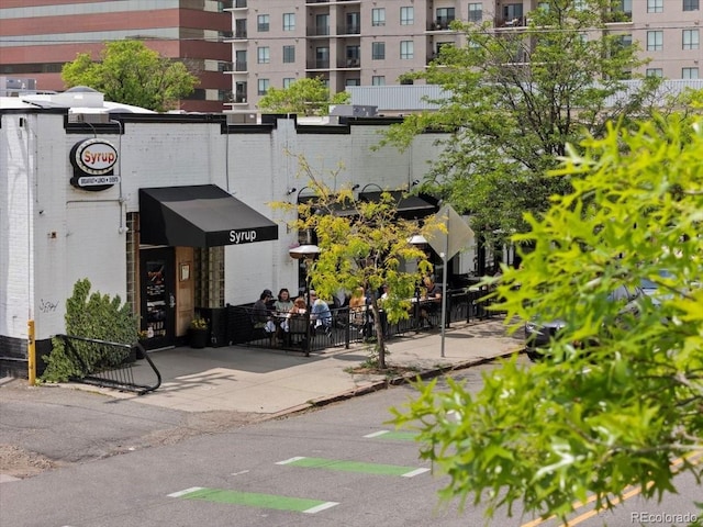 534 E 7th Ave Unit 101, Denver, CO 80203 - view of apartment building / complex
