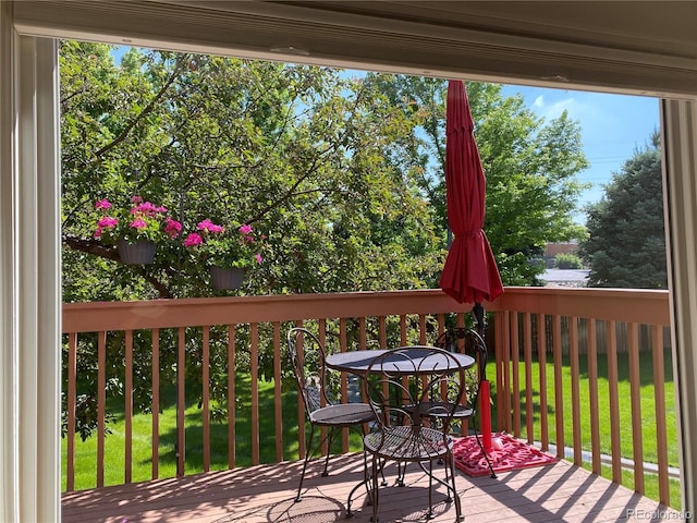 5479 E Weaver Ave, Centennial, CO 80121 - deck featuring a yard