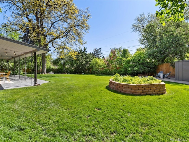 3560 S Glencoe St, Denver, CO 80237 - view of yard with a patio area