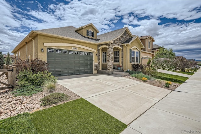 view of front facade with a garage