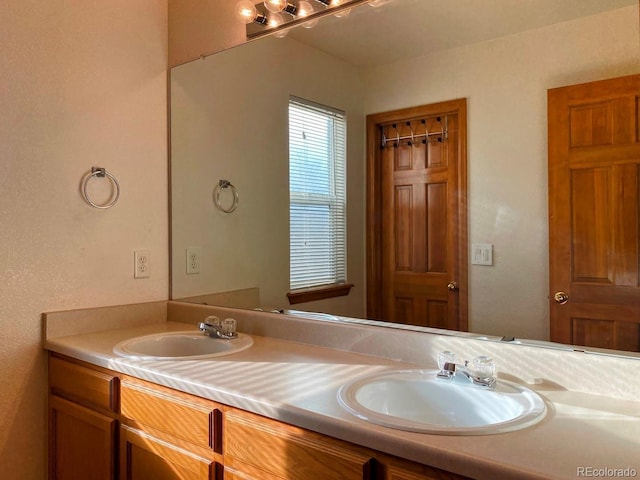1022 Morning Dove Dr, Longmont, CO 80504 - full bath featuring double vanity