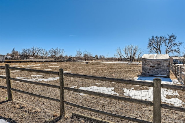 view of yard featuring a rural view