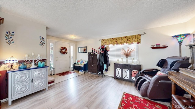 4276 S Tempe Ct, Aurora, CO 80018 - photo 12