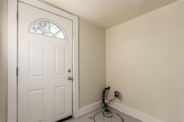 520 Prairie Rd, Colorado Springs, CO 80909 - foyer featuring baseboards