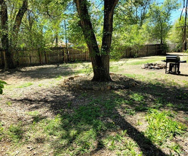 520 Prairie Rd, Colorado Springs, CO 80909 - view of fenced backyard