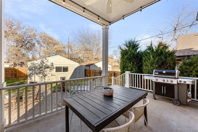 balcony with ceiling fan