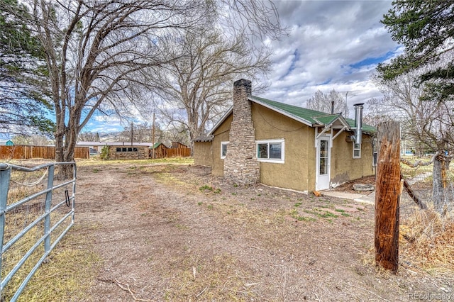 view of property exterior