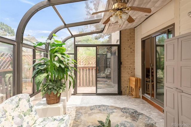 4034 S Atchison Way, Aurora, CO 80014 - sunroom featuring a ceiling fan