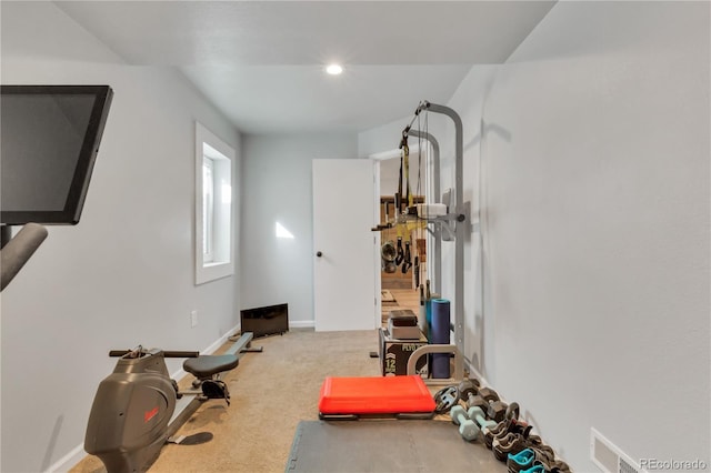 workout area featuring recessed lighting, visible vents, baseboards, and carpet flooring