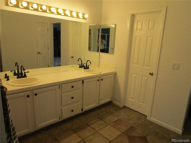 10522 Stoneflower Dr, Parker, CO 80134 - full bathroom featuring double vanity