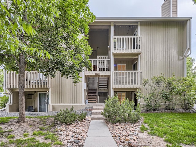 4068 S Atchison Way Unit 101, Aurora, CO 80014 - view of property featuring stairs
