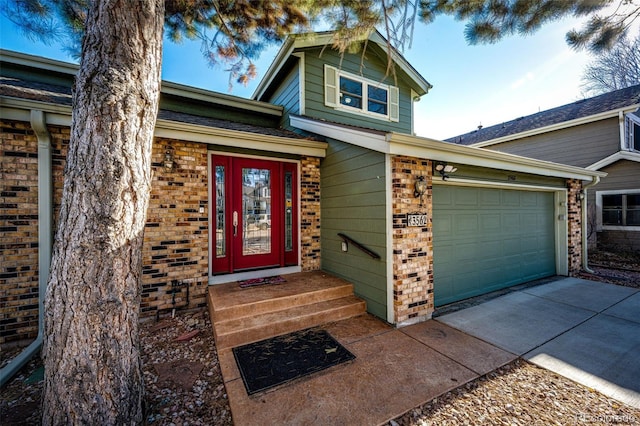 view of front of home featuring a garage