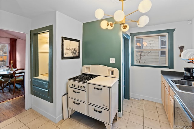 1047 Meade St, Denver, CO 80204 - photo 12
