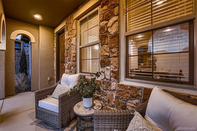 view of patio / terrace with covered porch