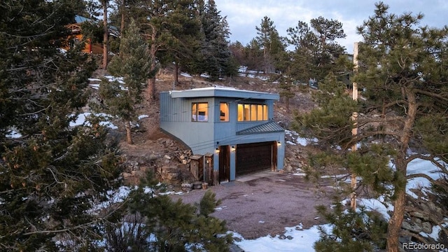 view of front of house featuring a garage