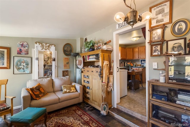 310 E Whiting Ave, Cripple Creek, CO 80813 - view of living room