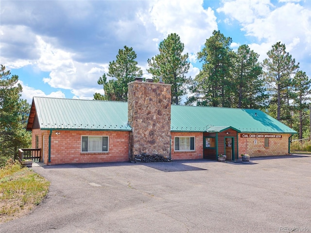 439 Ronnie Rd, Golden, CO 80403 - view of property featuring driveway