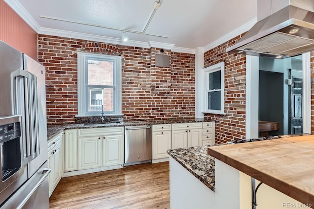 1006 S Emerson St, Denver, CO 80209 - photo 8