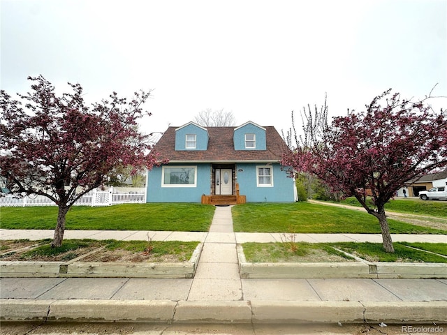 495 E Ave, Limon, CO 80828 - view of front of home featuring roof with shingles
