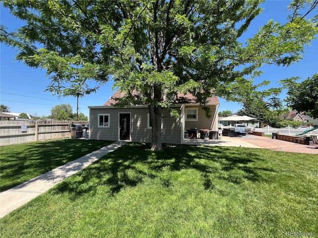495 E Ave, Limon, CO 80828 - view of front of home featuring a patio area