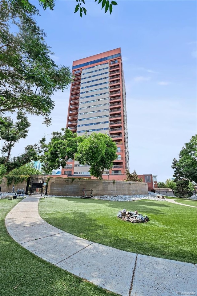 100 Park Ave W Unit 1906, Denver, CO 80205 - photo 32