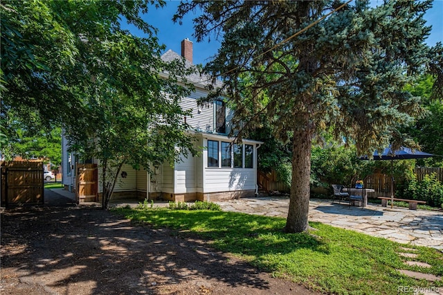 1024 Greenwood Ave, Canon City, CO 81212 - view of yard with a patio