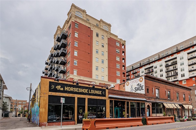 1747 N Washington St Unit C303, Denver, CO 80203 - photo 29