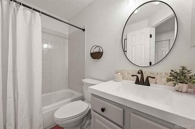 5554 S Ward Way, Littleton, CO 80127 - full bath featuring toilet, vanity, and shower / bath combination with curtain