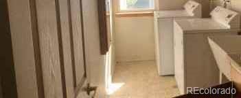 laundry room featuring washing machine and dryer