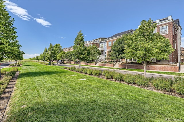 3411 N Xenia St, Denver, CO 80238 - view of home's community with a yard