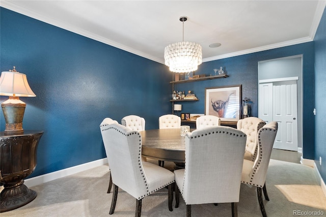 7963 S Valleyhead Way, Aurora, CO 80016 - dining space featuring a chandelier, crown molding, and baseboards