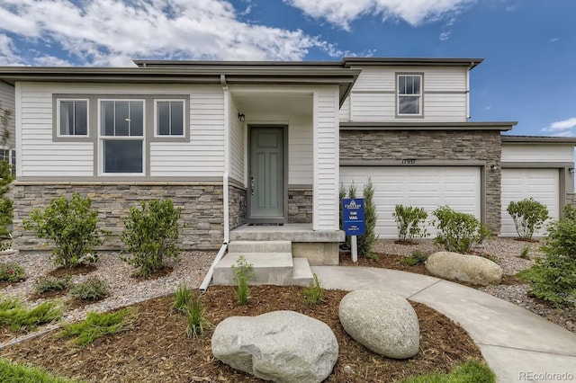 view of front of house featuring a garage