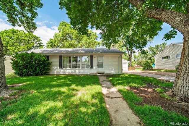 2571 S Birch St, Denver, CO 80222 - view of front of property featuring a front yard