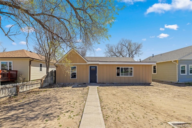 660 K Ave, Limon, CO 80828 - ranch-style home featuring fence and board and batten siding