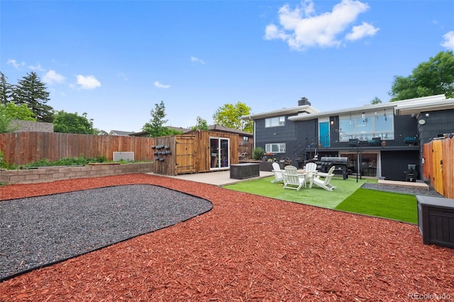 2633 Summit Dr, Colorado Springs, CO 80909 - view of fenced yard