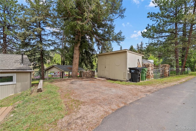 26351 Sheldon St, Kittredge, CO 80457 - view of side of home