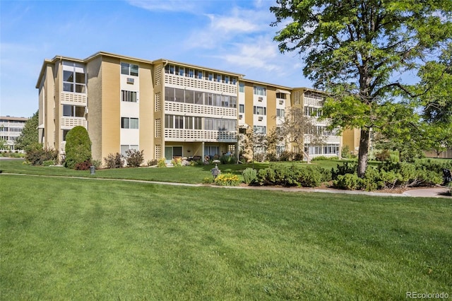 610 S Alton Way Unit 7C, Denver, CO 80247 - view of apartment building / complex