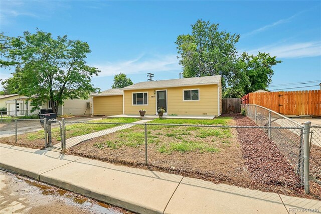 7681 Kearney Dr, Commerce City, CO 80022 - photo 2