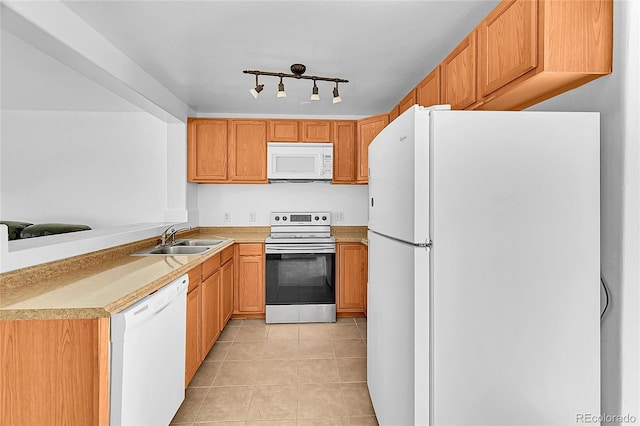 7681 Kearney Dr, Commerce City, CO 80022 - photo 10