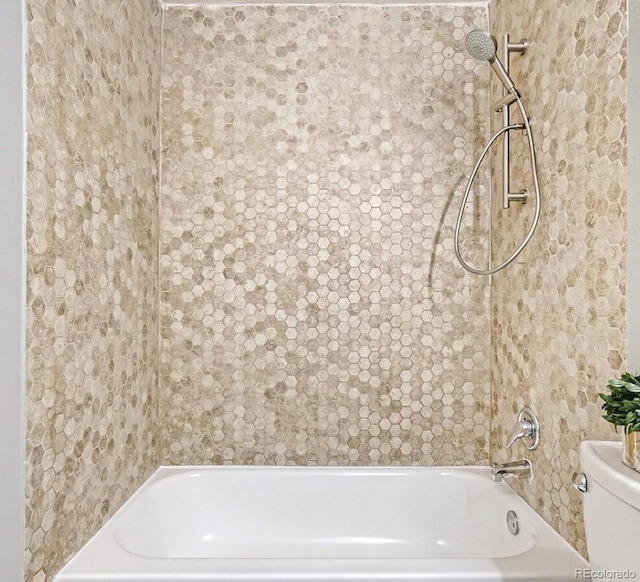 8330 Zuni St Unit 116, Denver, CO 80221 - full bath with toilet and bathtub / shower combination