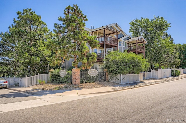 17630 E Loyola Dr Unit 1812L, Aurora, CO 80013 - traditional-style house featuring a balcony