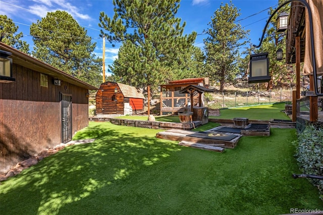 view of yard with a shed