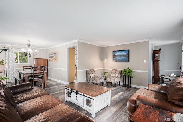 living area with ornamental molding, baseboards, dark wood-style flooring, and a chandelier