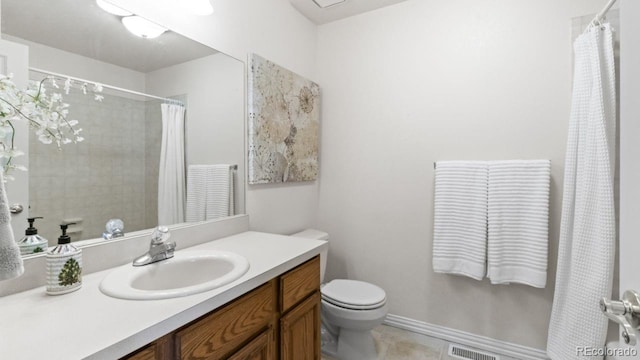 bathroom with toilet, a shower with shower curtain, vanity, visible vents, and tile patterned floors