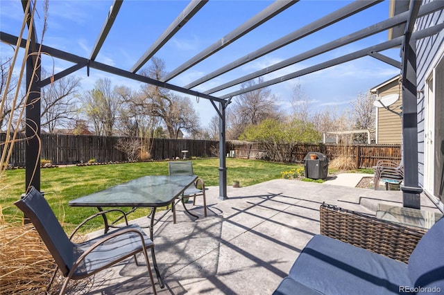 view of patio featuring a pergola and outdoor dining space