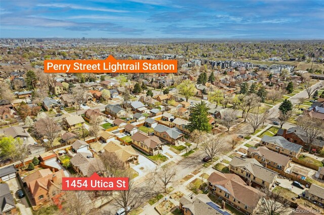bird's eye view featuring a residential view