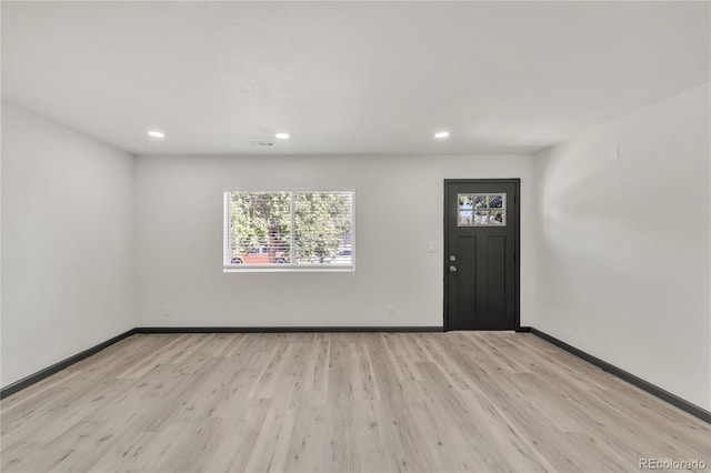 13124 Robins Dr, Denver, CO 80239 - photo 8