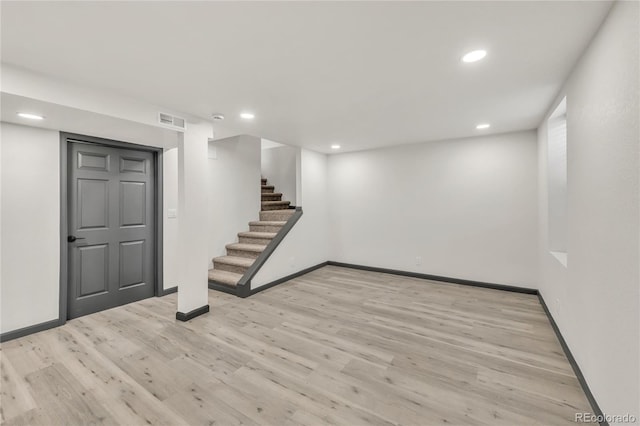 13124 Robins Dr, Denver, CO 80239 - photo 18